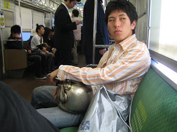 蜂谷「…」