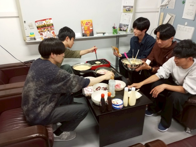 たこ焼きをしている様子