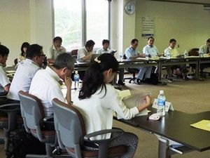 中国代表事務所スタッフとの意見交換会の様子