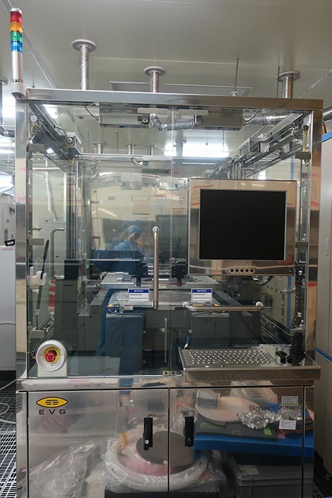 Wafer Aligner (EVG SmartView NT)